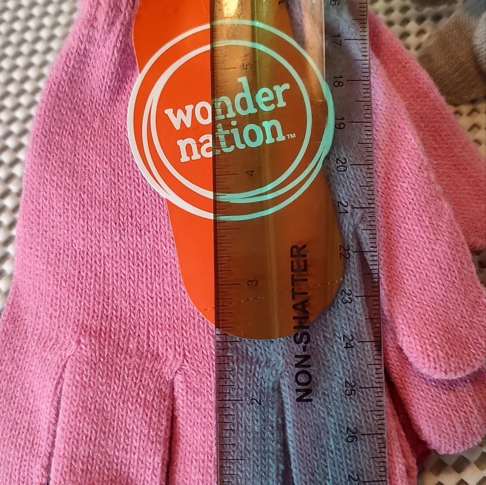 Wonder Nation Kids Gloves 6 Pairs Stretchable, one size